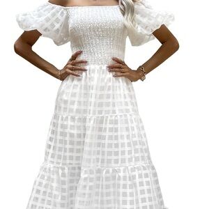 Chic White Checkered Midi Dress